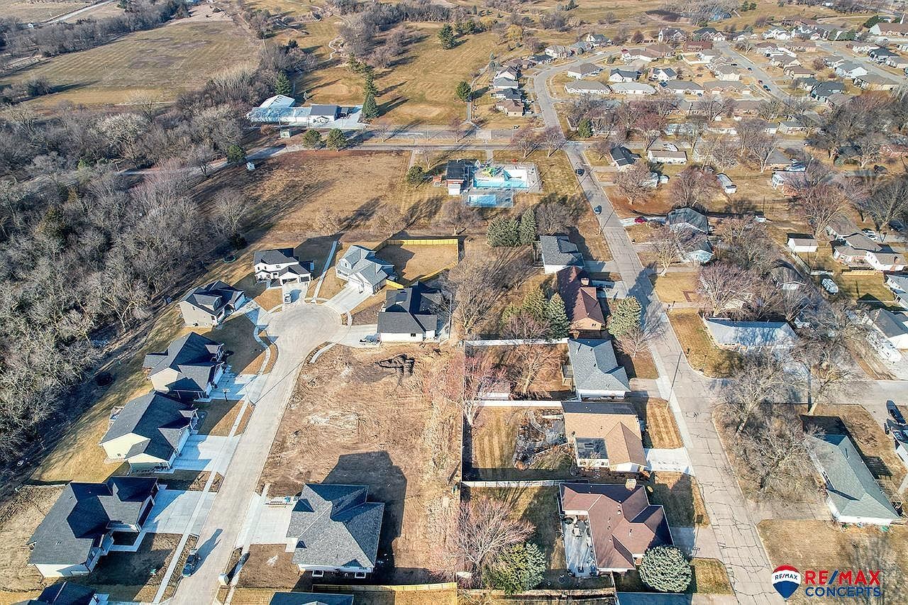 614 Timberline Cir Milford, NE 68405  | Land/Lot