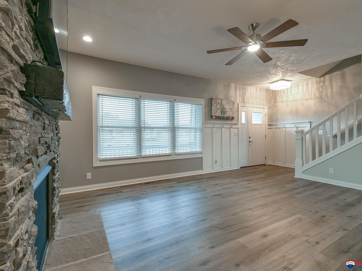 228 Knotty Pine Ln Seward, NE 68434 - Thumbnail 4