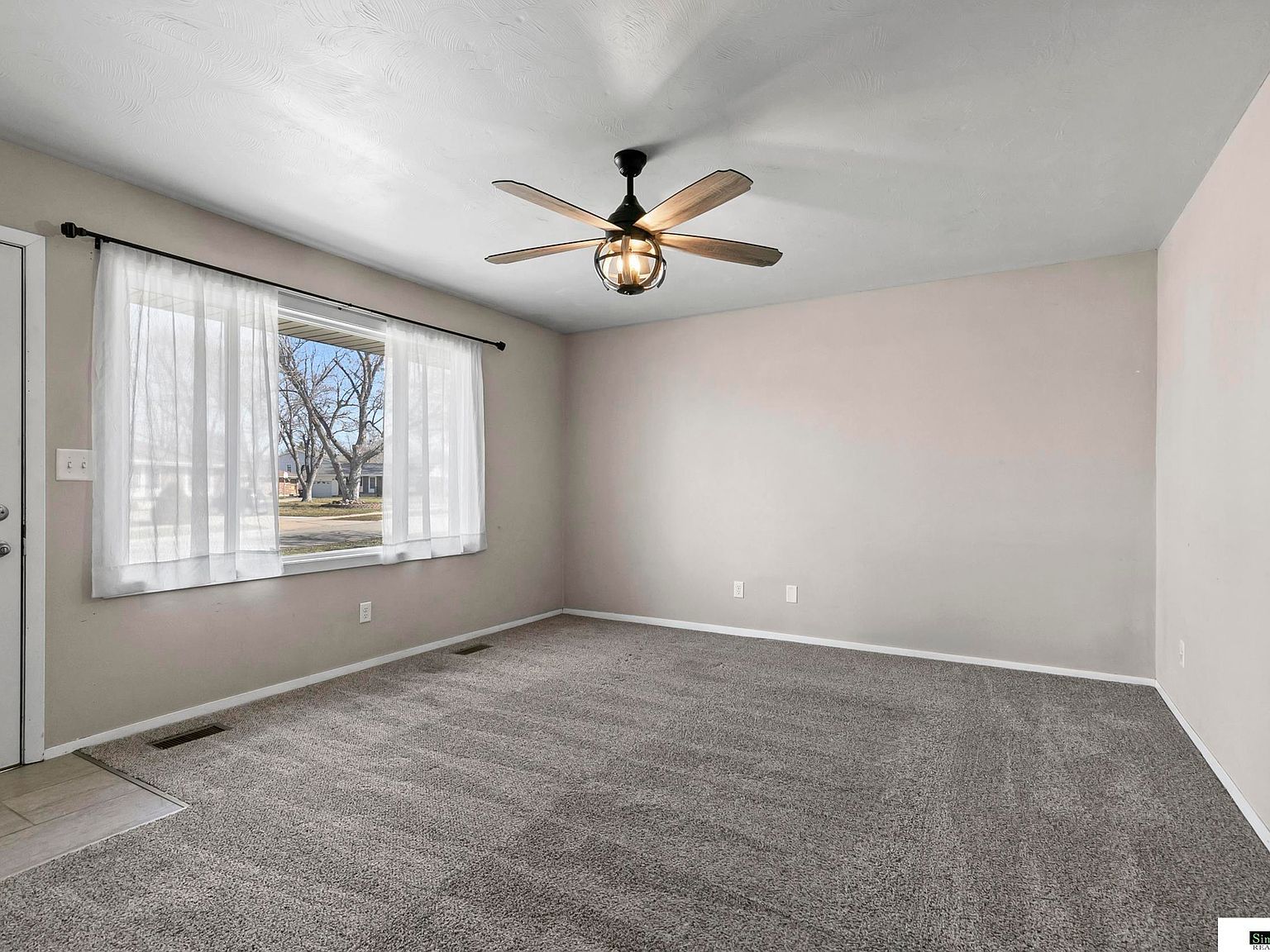 13851 Lancashire St Waverly, NE 68462 - Thumbnail 4