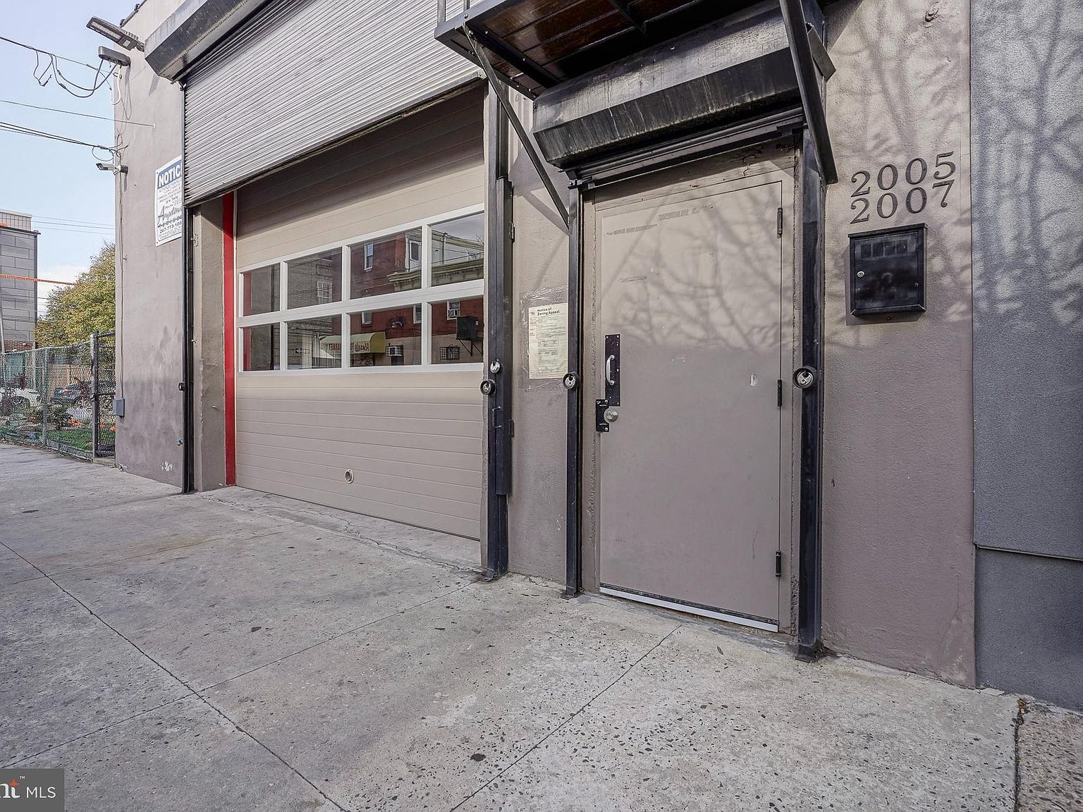 2005 E Sergeant St Philadelphia, PA 19125 - Thumbnail 4