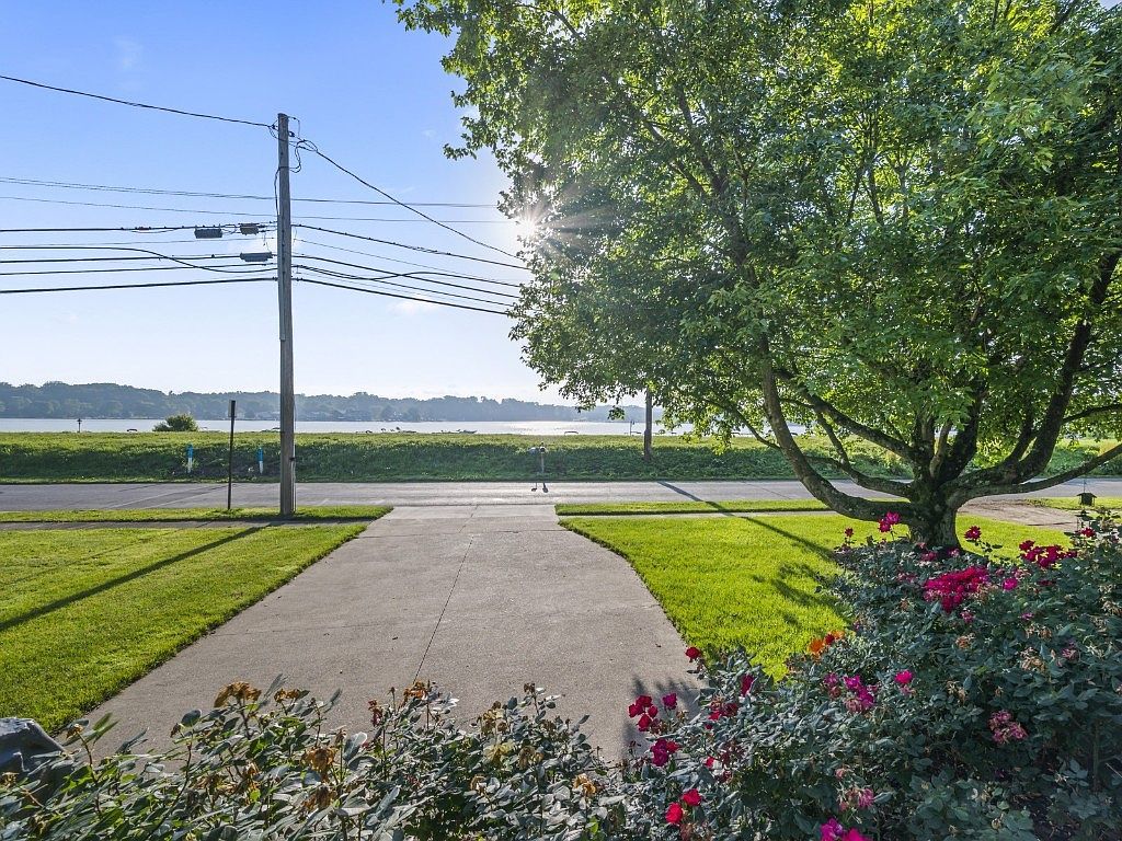 275 N 2nd St Conneaut Lake, PA 16316 - Thumbnail 4