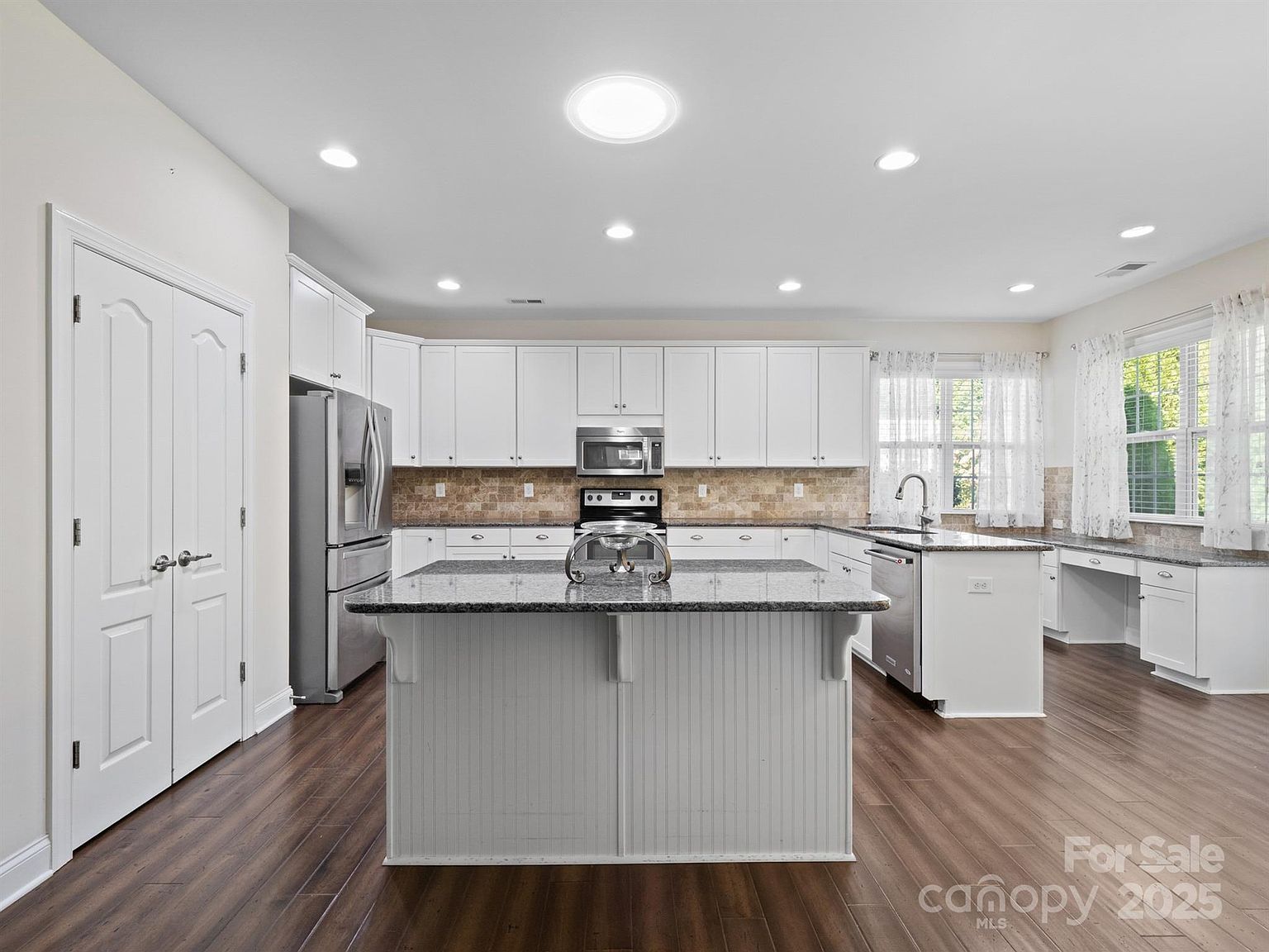 12728 Meetinghouse Dr Cornelius, NC 28031 - Thumbnail 4