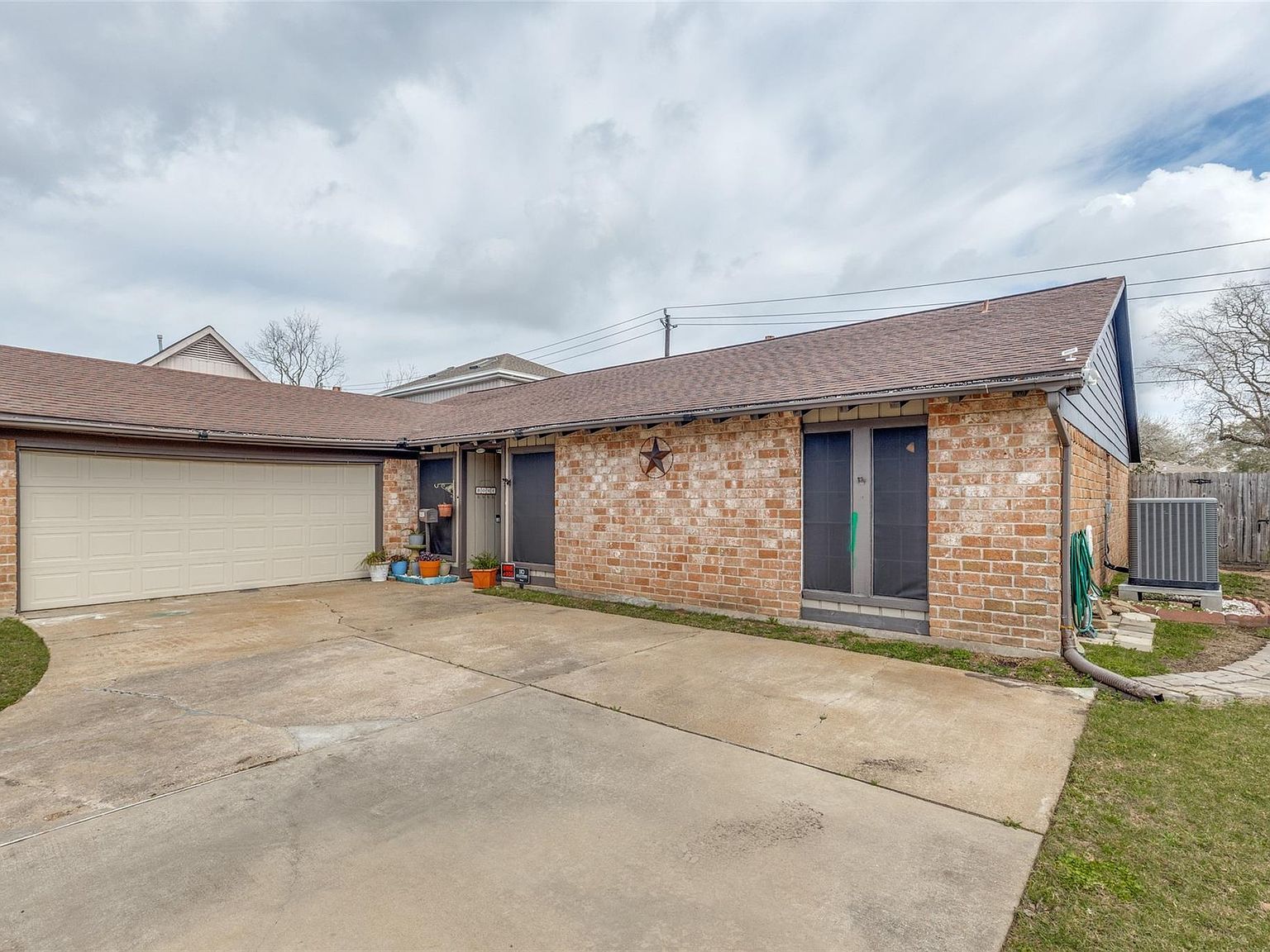 11439 Sageking Dr Houston, TX 77089 - Thumbnail 4