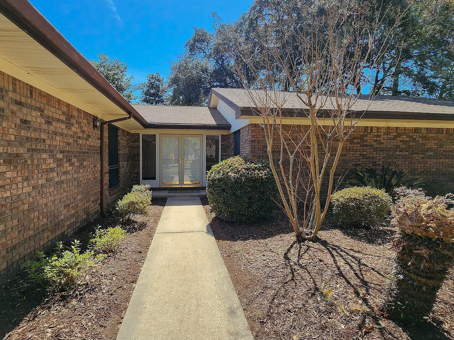 44 Maple Ave Shalimar, FL 32579 - Thumbnail 4