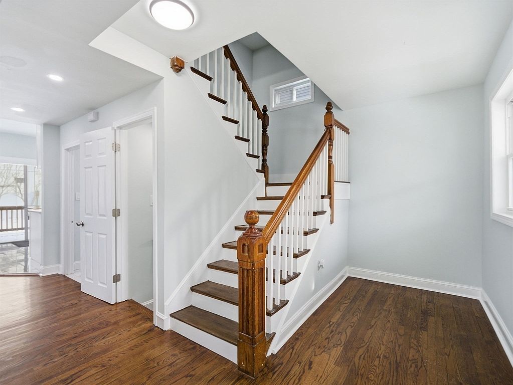 10 Bradshaw St Medford, MA 02155 - Thumbnail 4