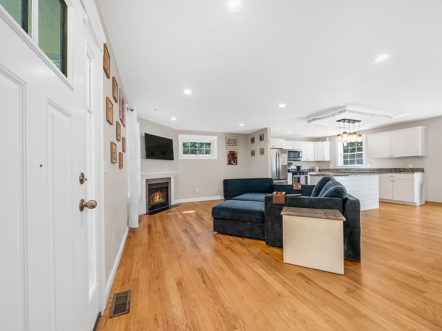 130 Concord Rd Lee, NH 03861 - Thumbnail 4