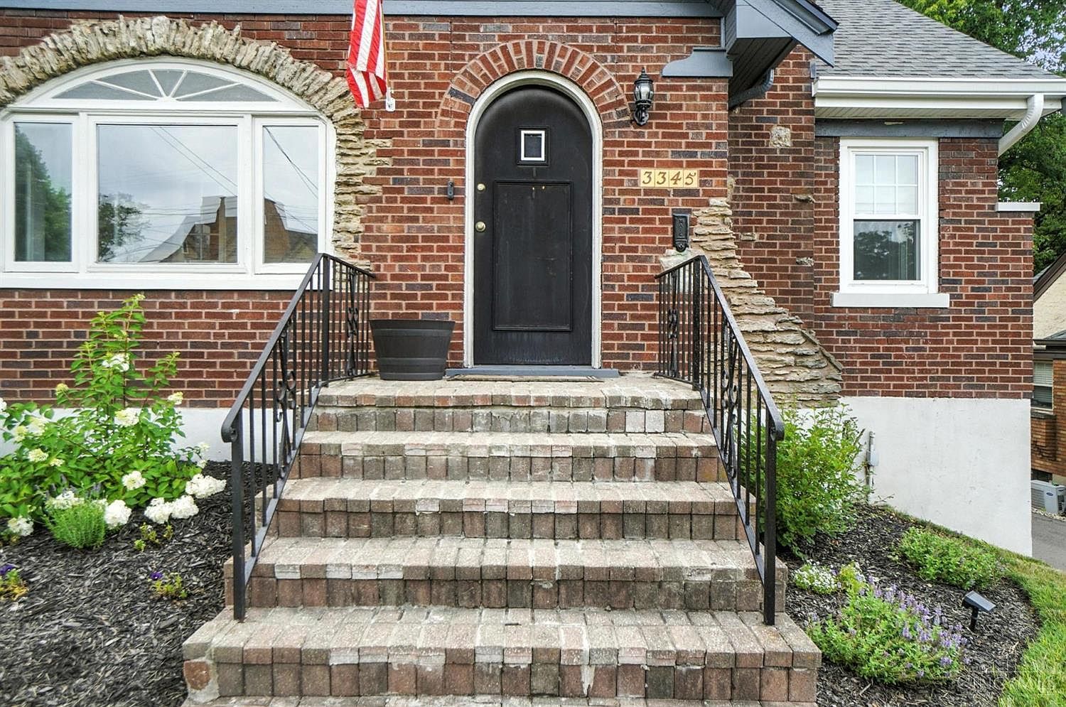 3345 Meyer Pl Cincinnati, OH 45211 - Thumbnail 4