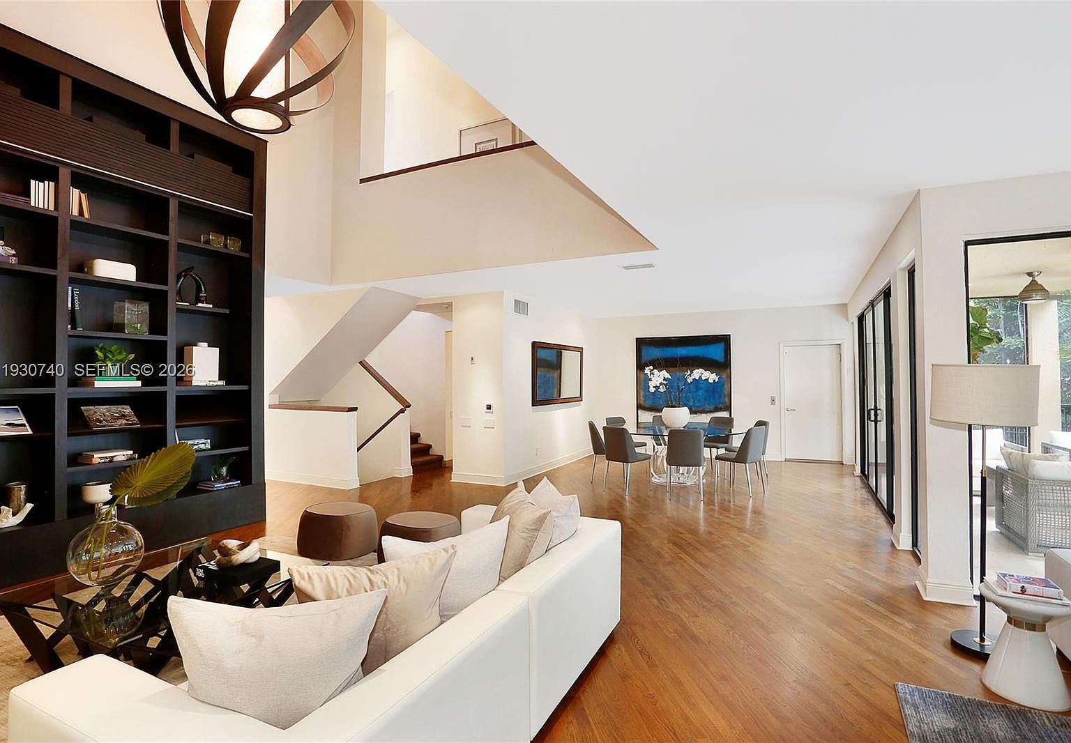 2000 S Bayshore Dr APT 27 Miami, FL 33133 - Thumbnail 4