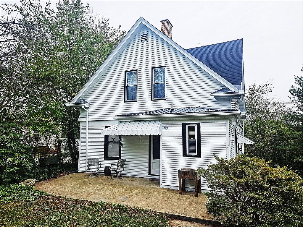 10361 Washington Ave North Huntingdon, PA 15642 - Thumbnail 4