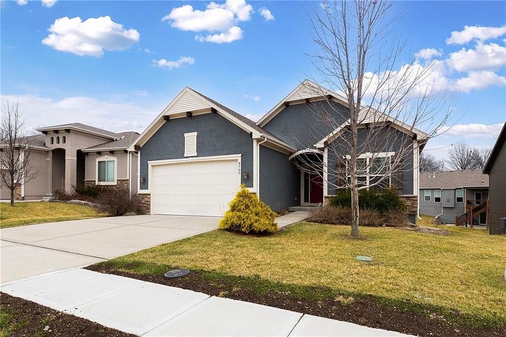 8707 N Liston Ave Kansas City, MO 64154 - Thumbnail 4