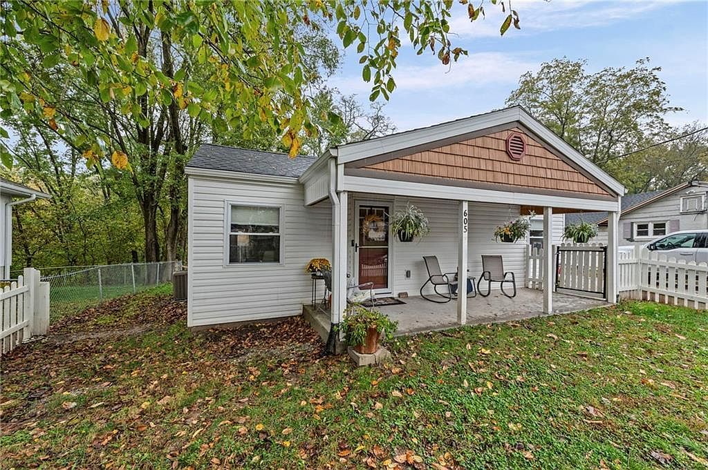 605 4th St Weston, MO 64098 - Thumbnail 4