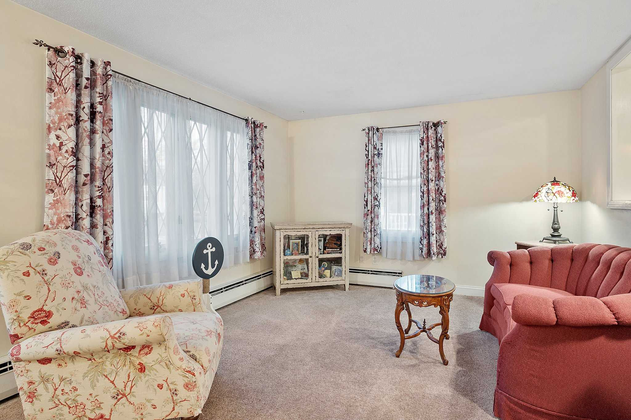 18 Faith Avenue, Dracut, MA, USA, 1826 - Thumbnail 4