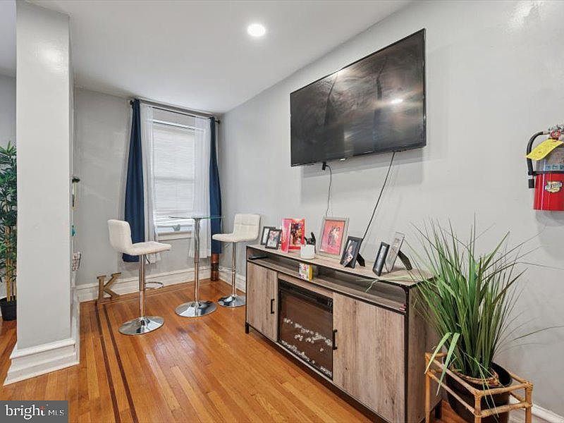 1733 67th Ave Philadelphia, PA 19126 - Thumbnail 4