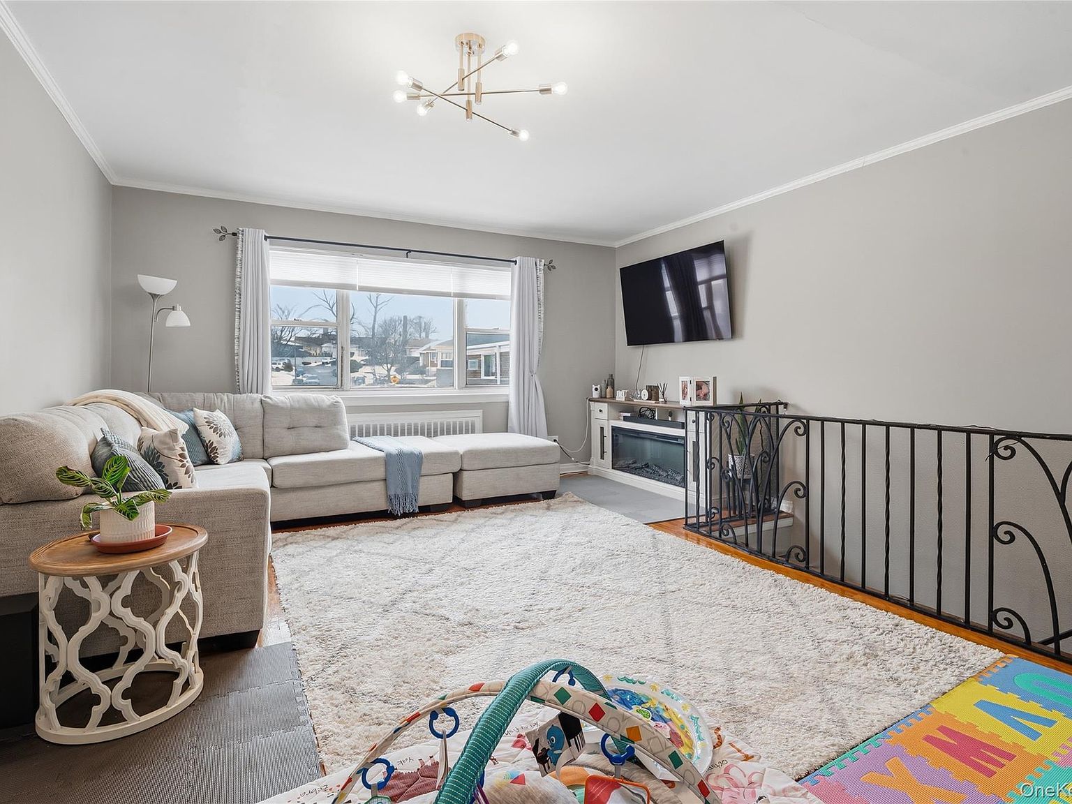 198-28 Pompeii Ave #2 Hollis, NY 11423 - Thumbnail 4