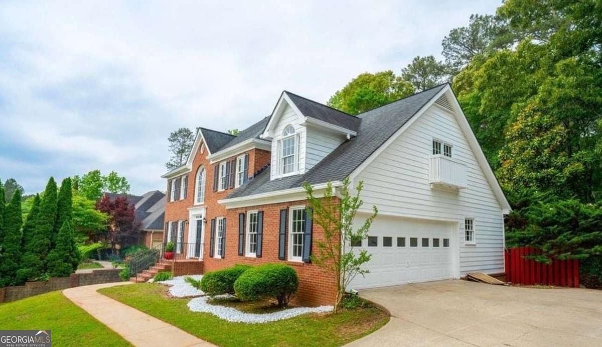 1200 Larson Ln SW Marietta, GA 30064 - Thumbnail 4