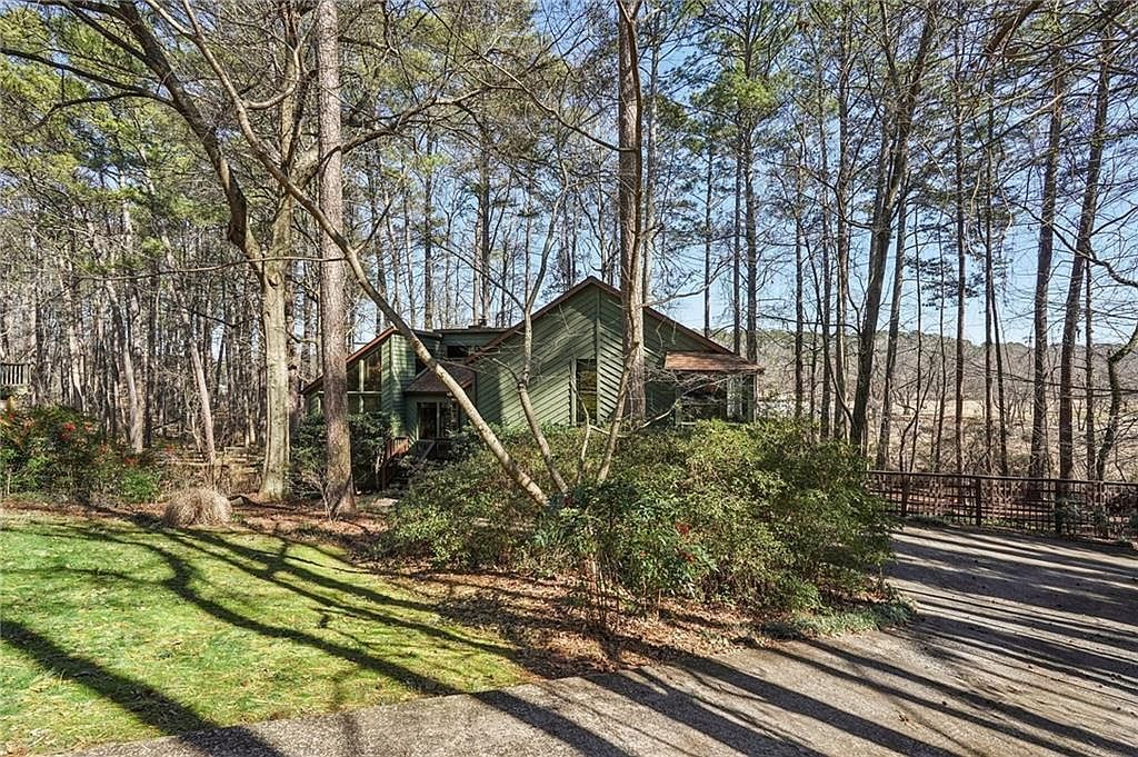 317 New Foal Ln NE Kennesaw, GA 30144 - Thumbnail 4