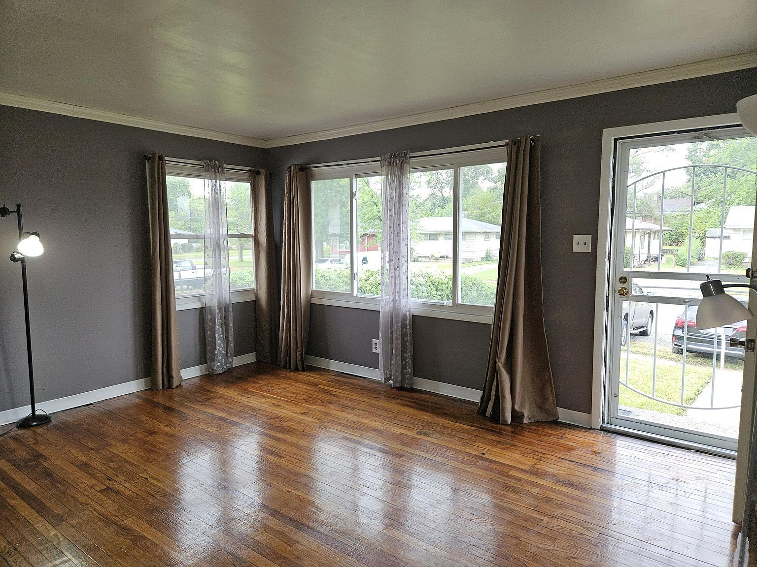 3865 Polk St Gary, IN 46408 - Thumbnail 4