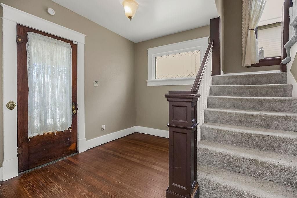 211 Vine St Leavenworth, KS 66048 - Thumbnail 4