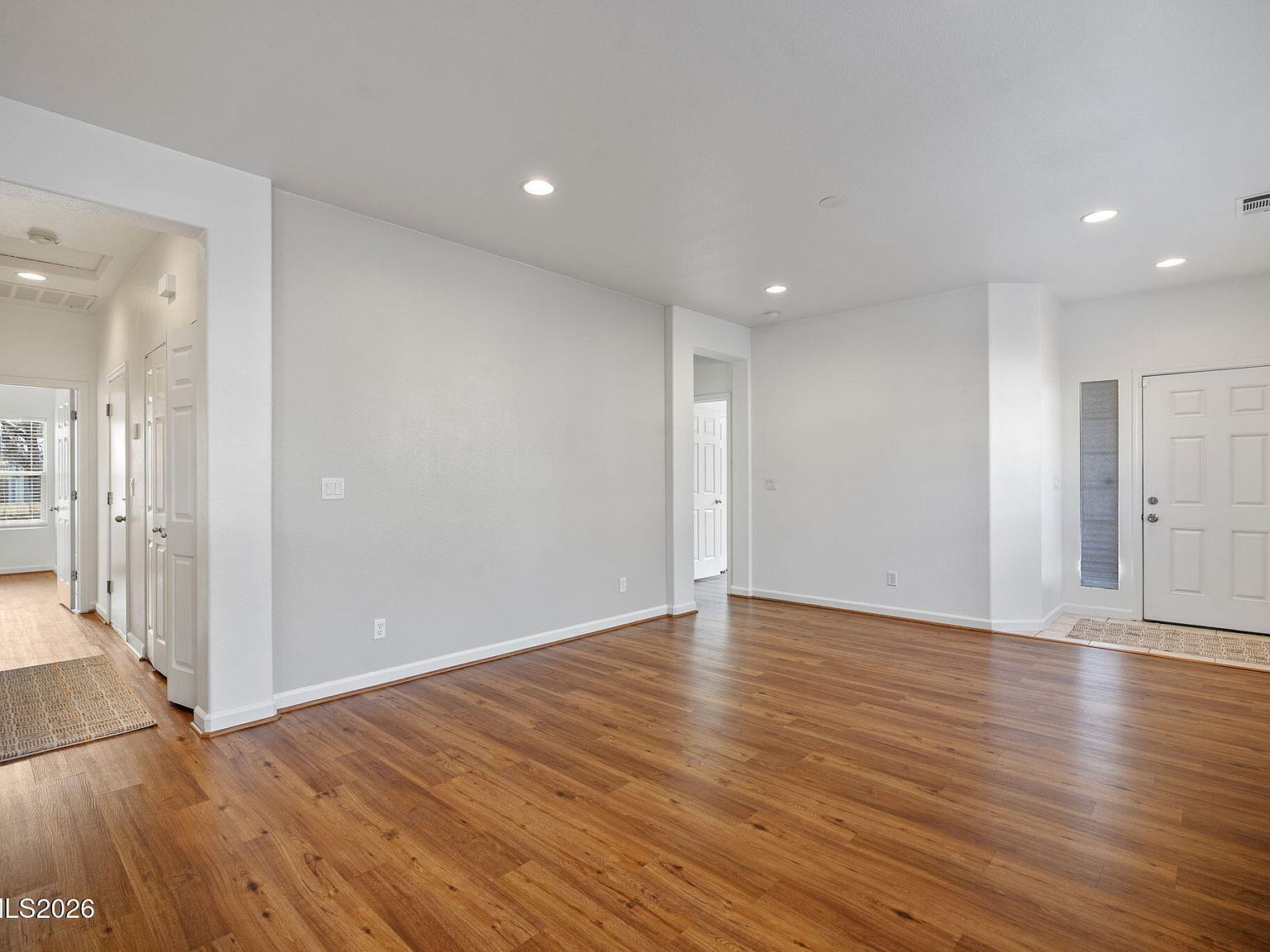 5362 Village Meadows Dr Sparks, NV 89436 - Thumbnail 4