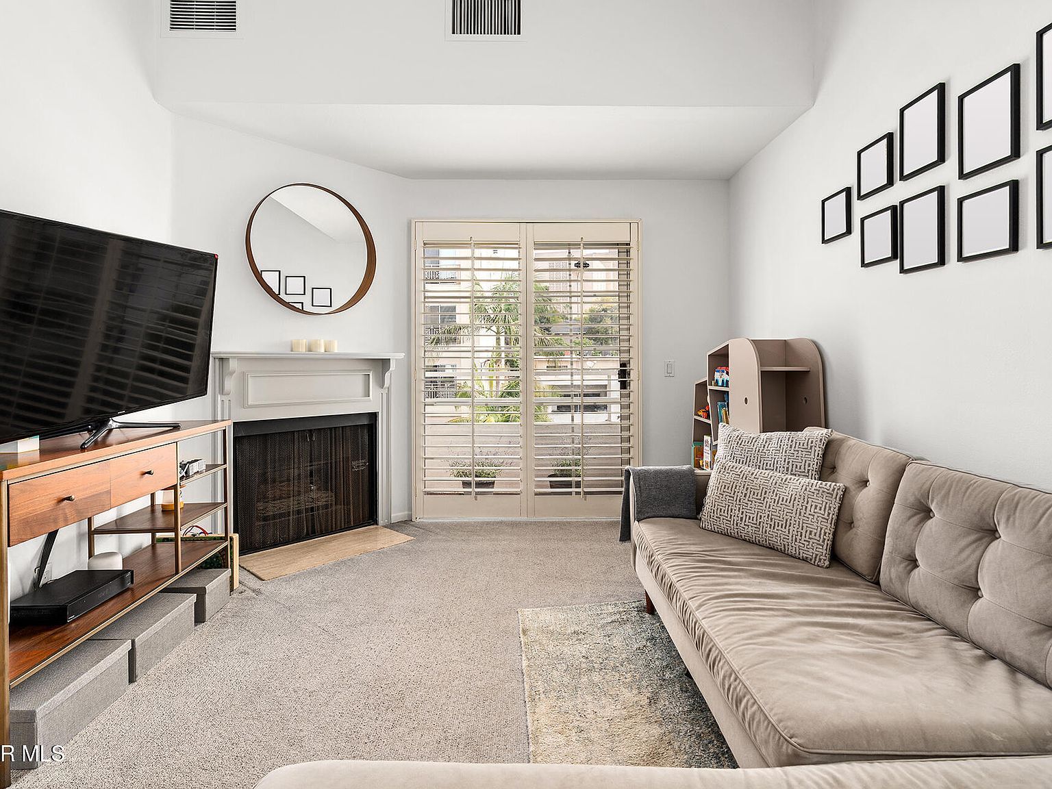 1733 Malcolm Ave APT 2 Los Angeles, CA 90024 - Thumbnail 4