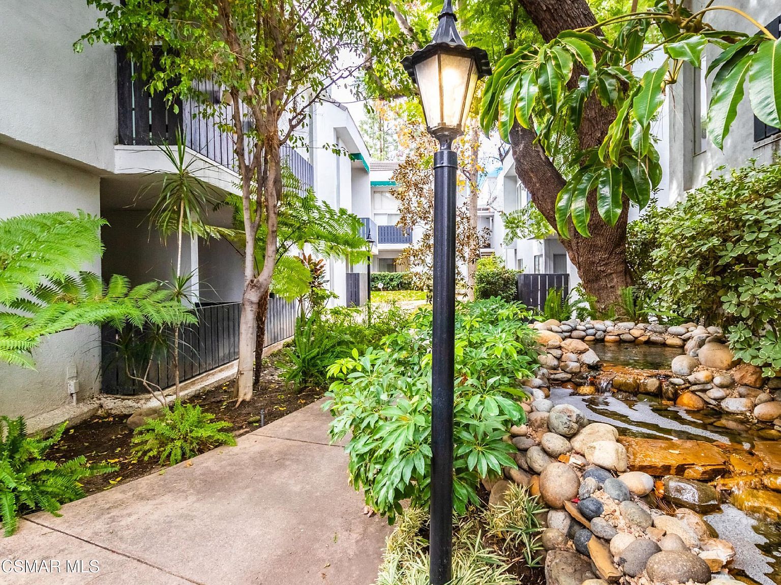 18645 Hatteras St UNIT 237 Tarzana, CA 91356 - Thumbnail 4