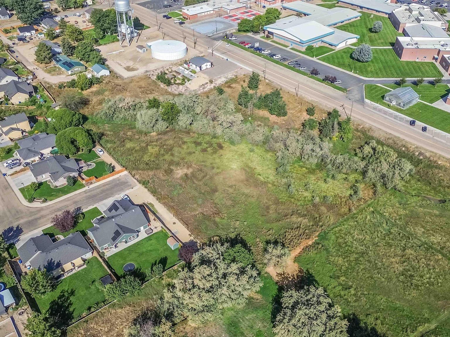 907 E Curtis Ave Parma, ID 83660 - Thumbnail 4