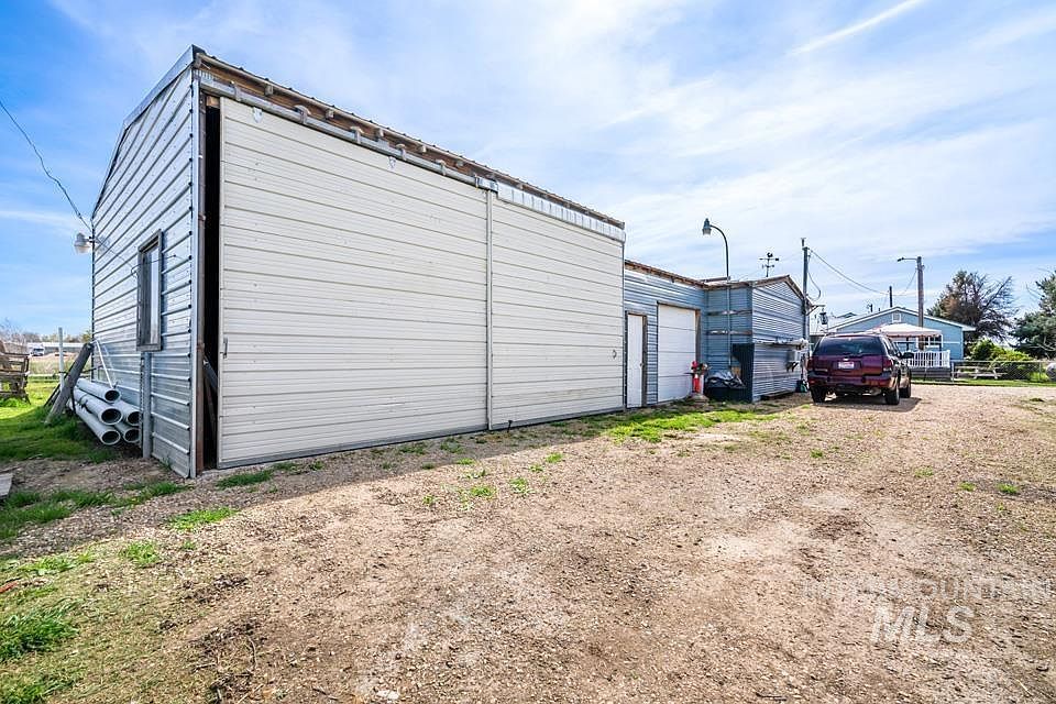 3188 Highway 30 W New Plymouth, ID 83655 - Thumbnail 4