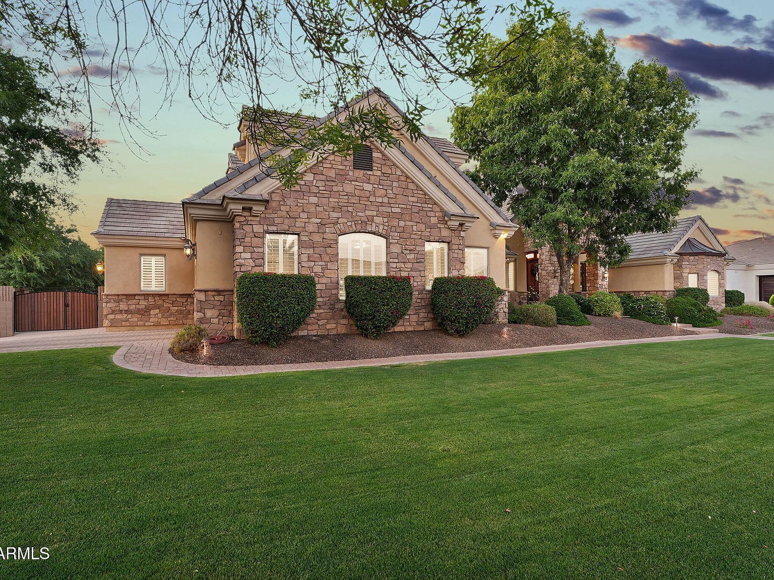 2918 E Waterman Way Gilbert, AZ 85297 - Thumbnail 4
