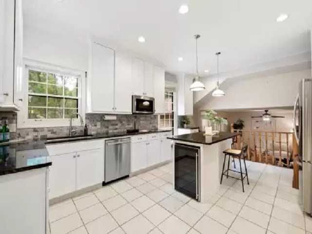 1326 Holly Hill Dr, Franklin, TN 37064, USA - Thumbnail 4