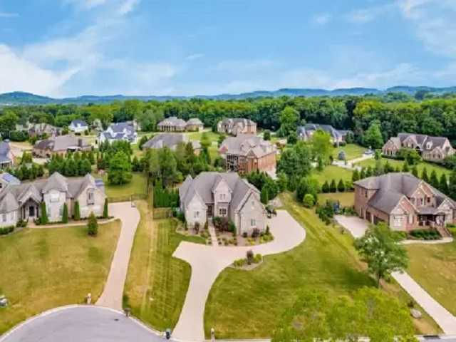 1496 Stephanie Ct, Brentwood, TN 37027, USA - Thumbnail 4