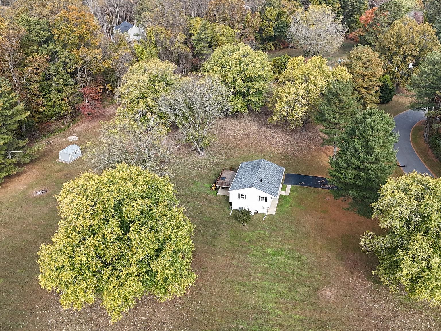 550 Carla Dr Huntingtown, MD 20639 - Thumbnail 4