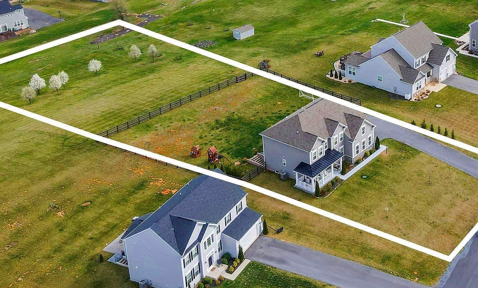 725 Holland Dr Martinsburg, WV 25403 - Thumbnail 4