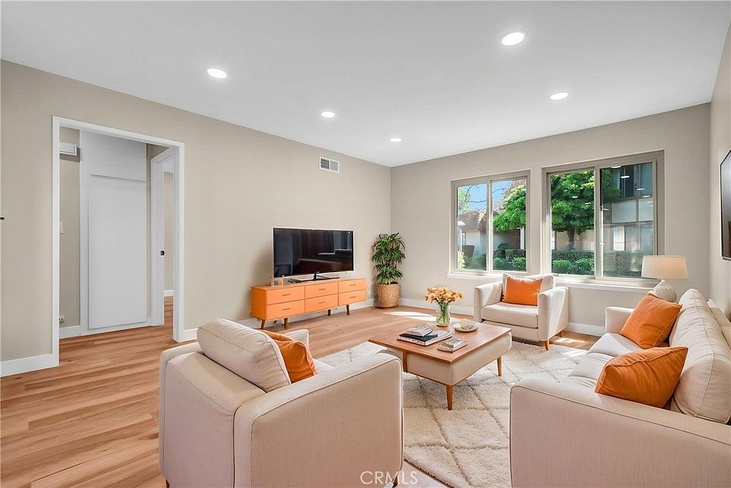 8616 Cornwall Cir La Palma, CA 90623 - Thumbnail 4