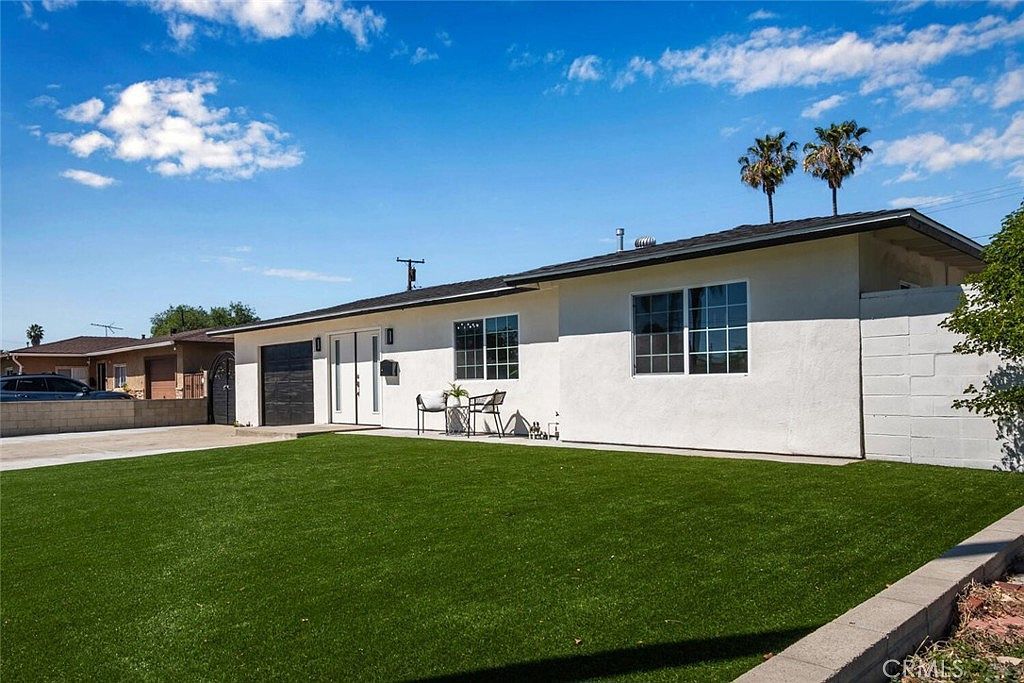 223 W Simmons Ave Anaheim, CA 92802 - Thumbnail 4