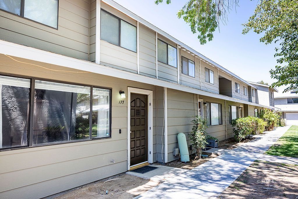 177 E Upjohn Ave Ridgecrest, CA 93555 - Thumbnail 4