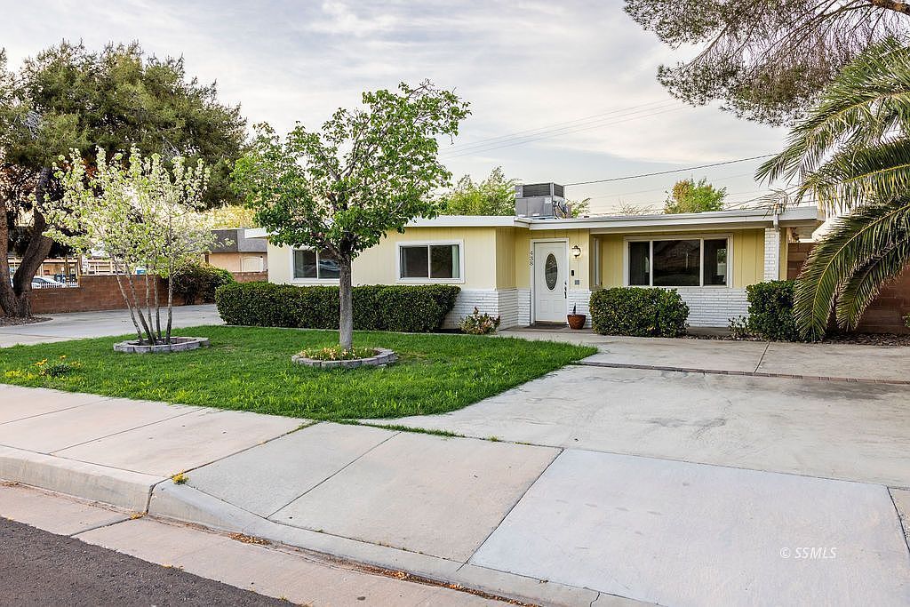 438 W Ward Ave Ridgecrest, CA 93555 - Thumbnail 4