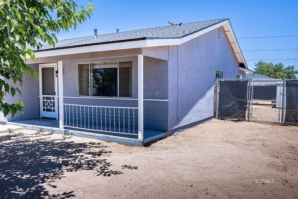 1036 W Mariposa Ave Ridgecrest, CA 93555 - Thumbnail 4