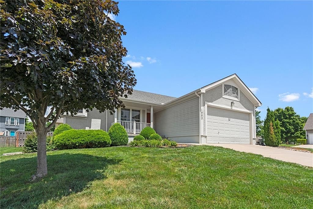 1002 W Howard Pl Louisburg, KS 66053 - Thumbnail 4