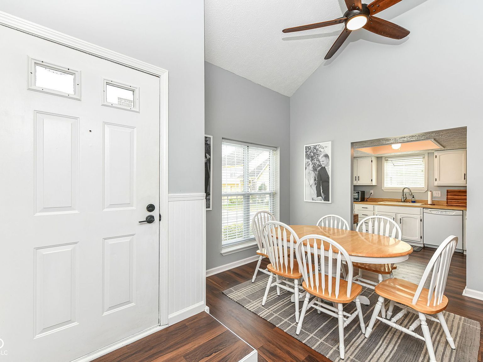 2502 Chaseway Ct Indianapolis, IN 46268 - Thumbnail 4