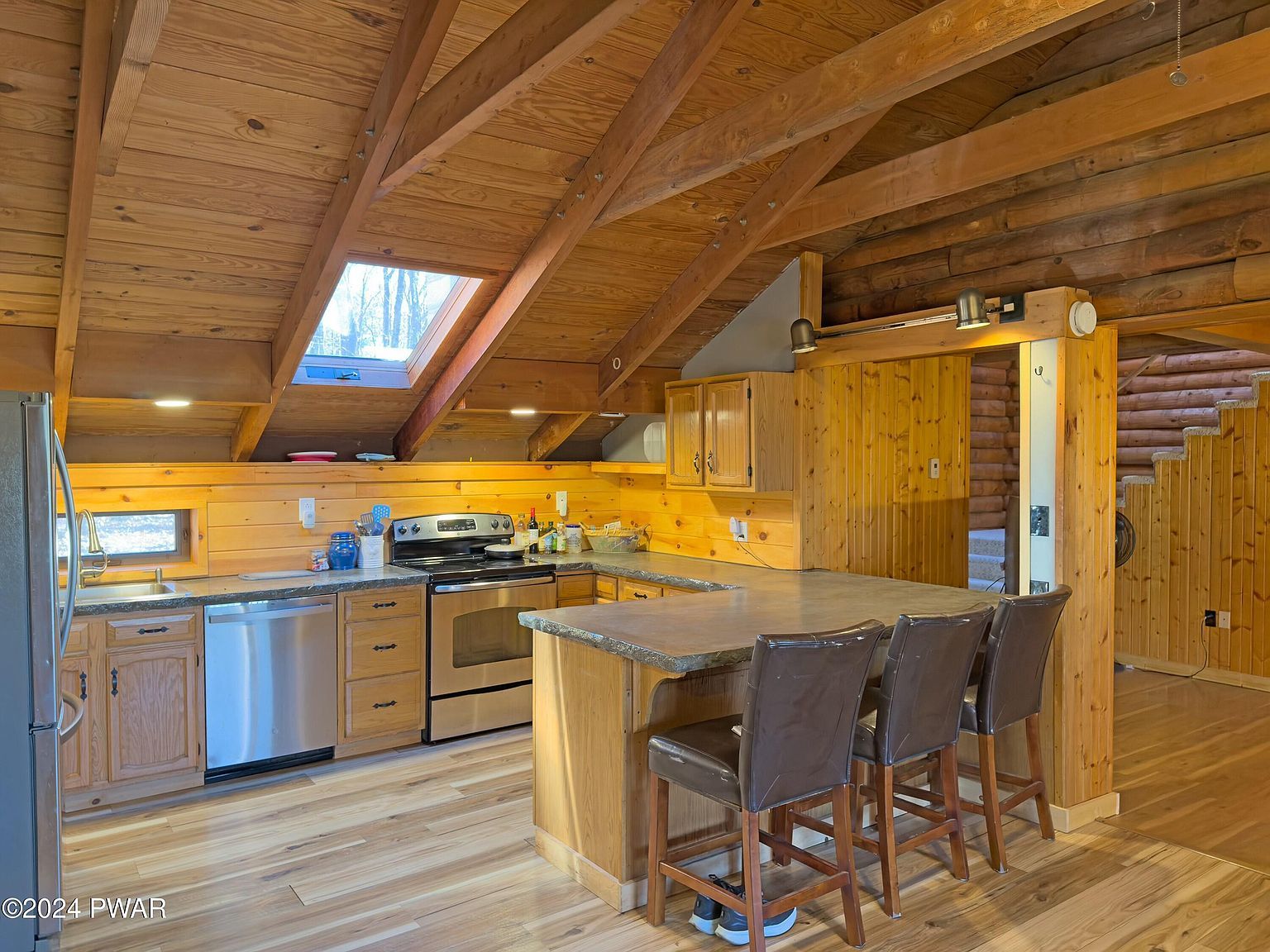 105 Alta Ln Tafton, PA 18464 - Thumbnail 4