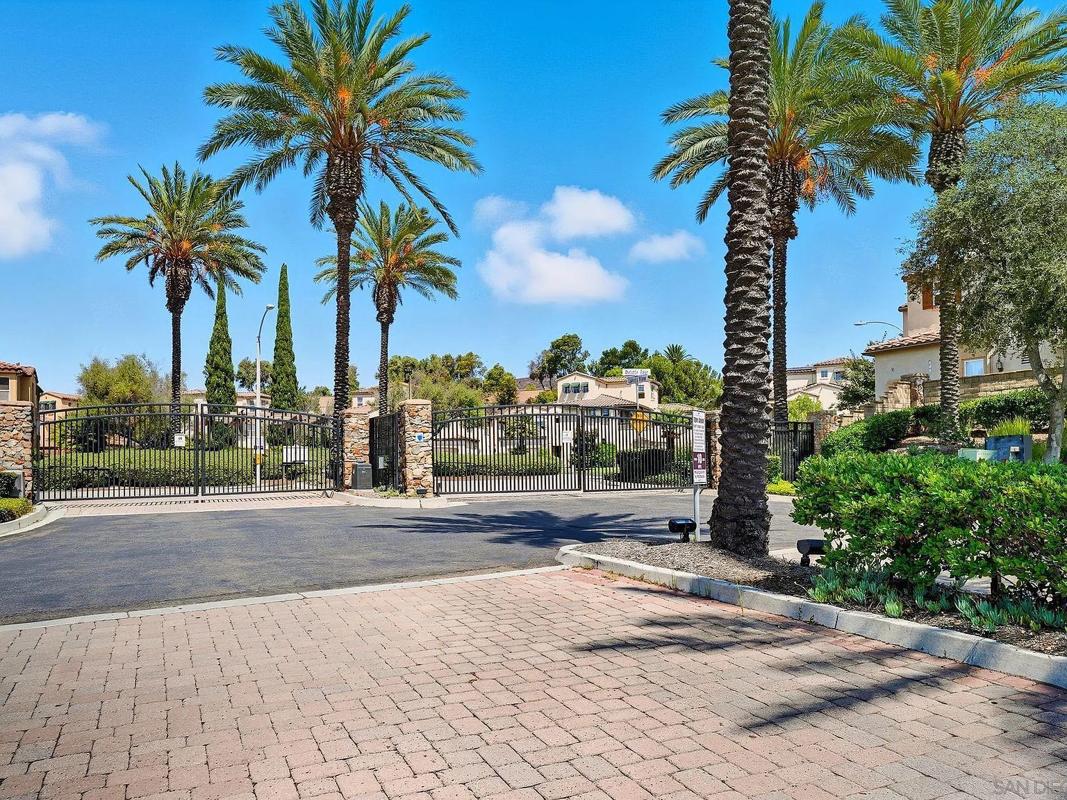 380 Callesita Mariola Chula Vista, CA 91914 - Thumbnail 4