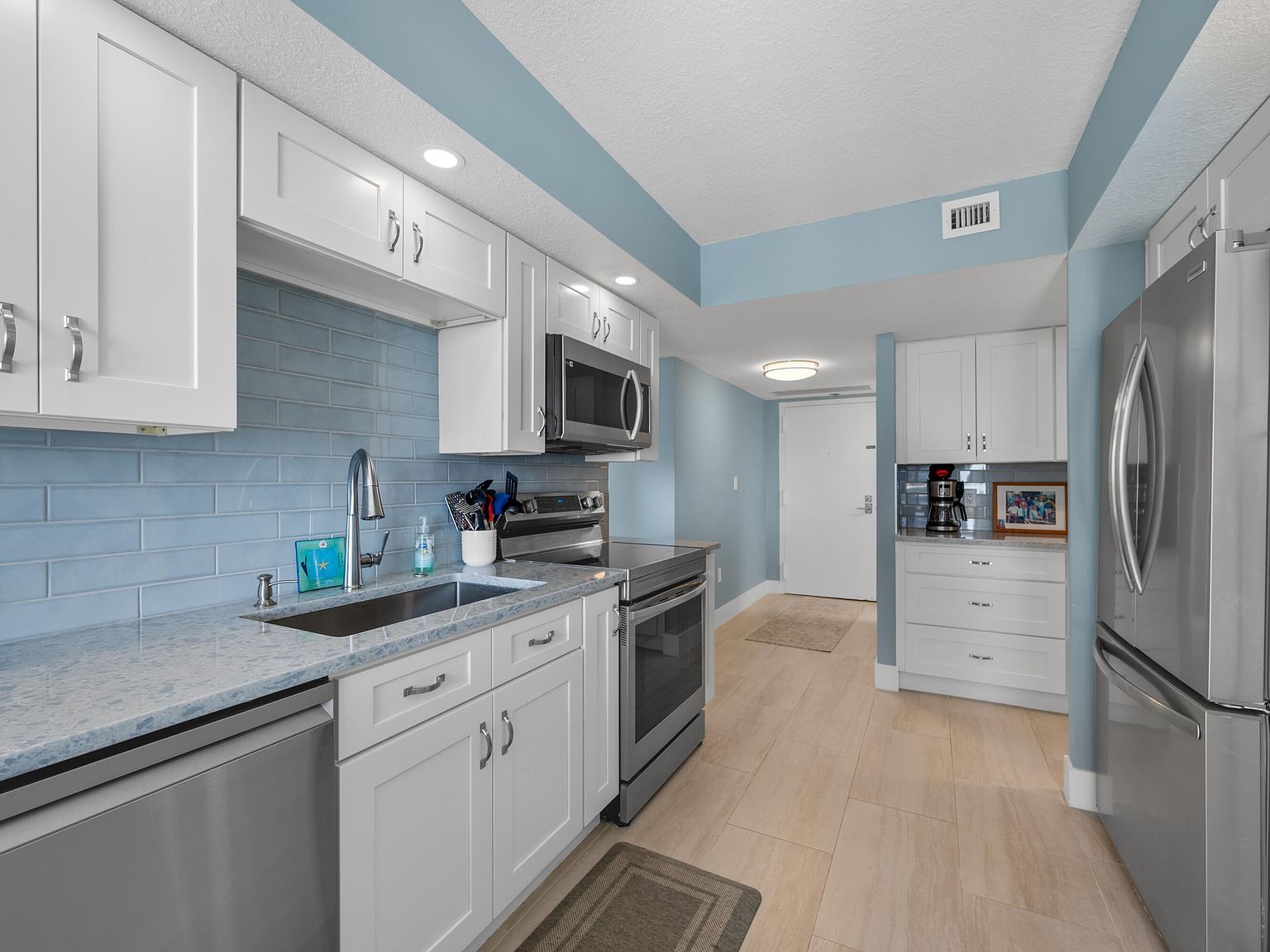 4200 N Ocean Dr APT 1-1603 Riviera Beach, FL 33404 - Thumbnail 4