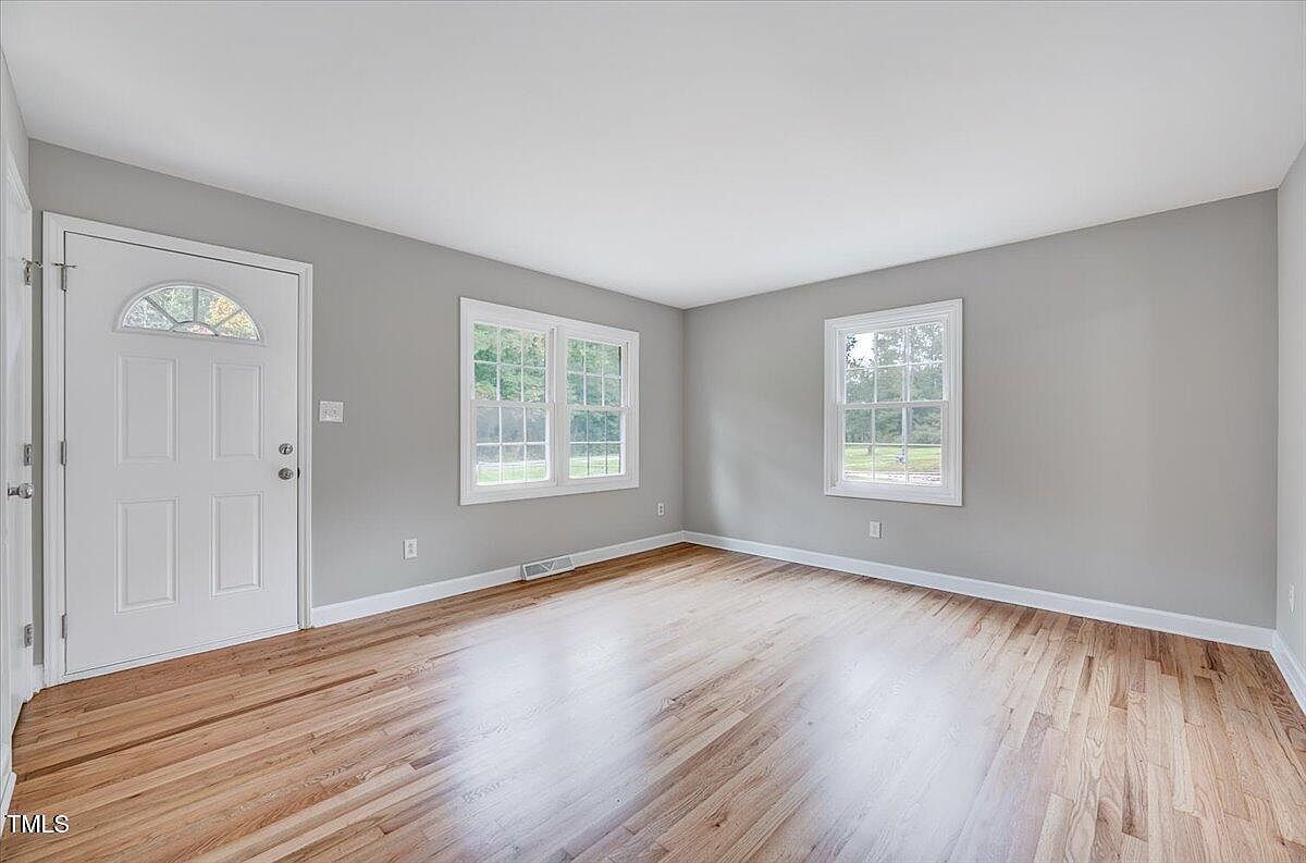 592 Perdues Rd Louisburg, NC 27549 - Thumbnail 4