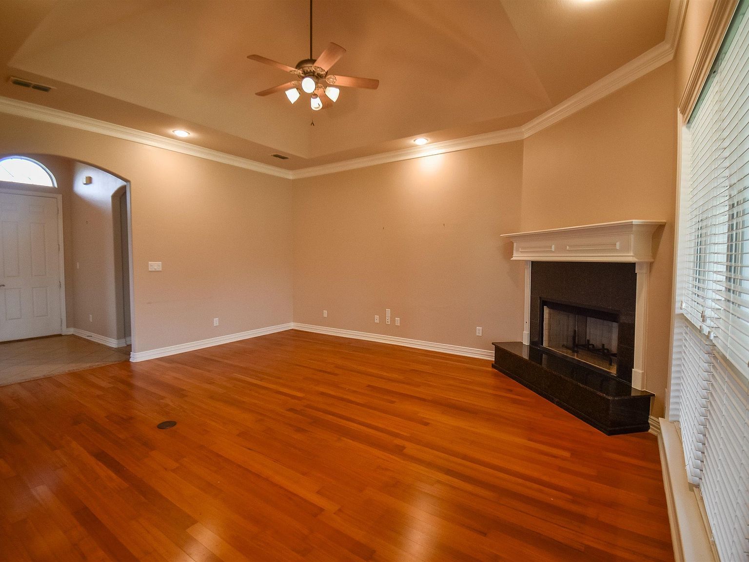 2073 Yasmeen Cir Flint, TX 75762 - Thumbnail 4