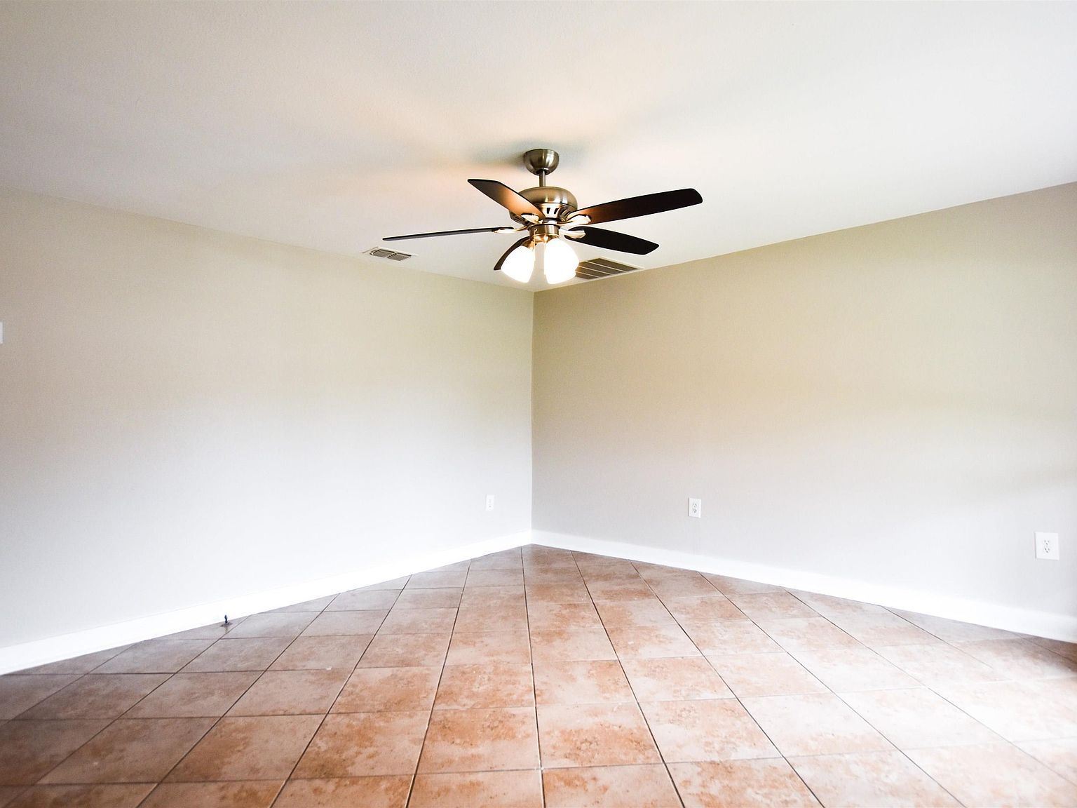 219 Half St Lindale, TX 75771 - Thumbnail 4