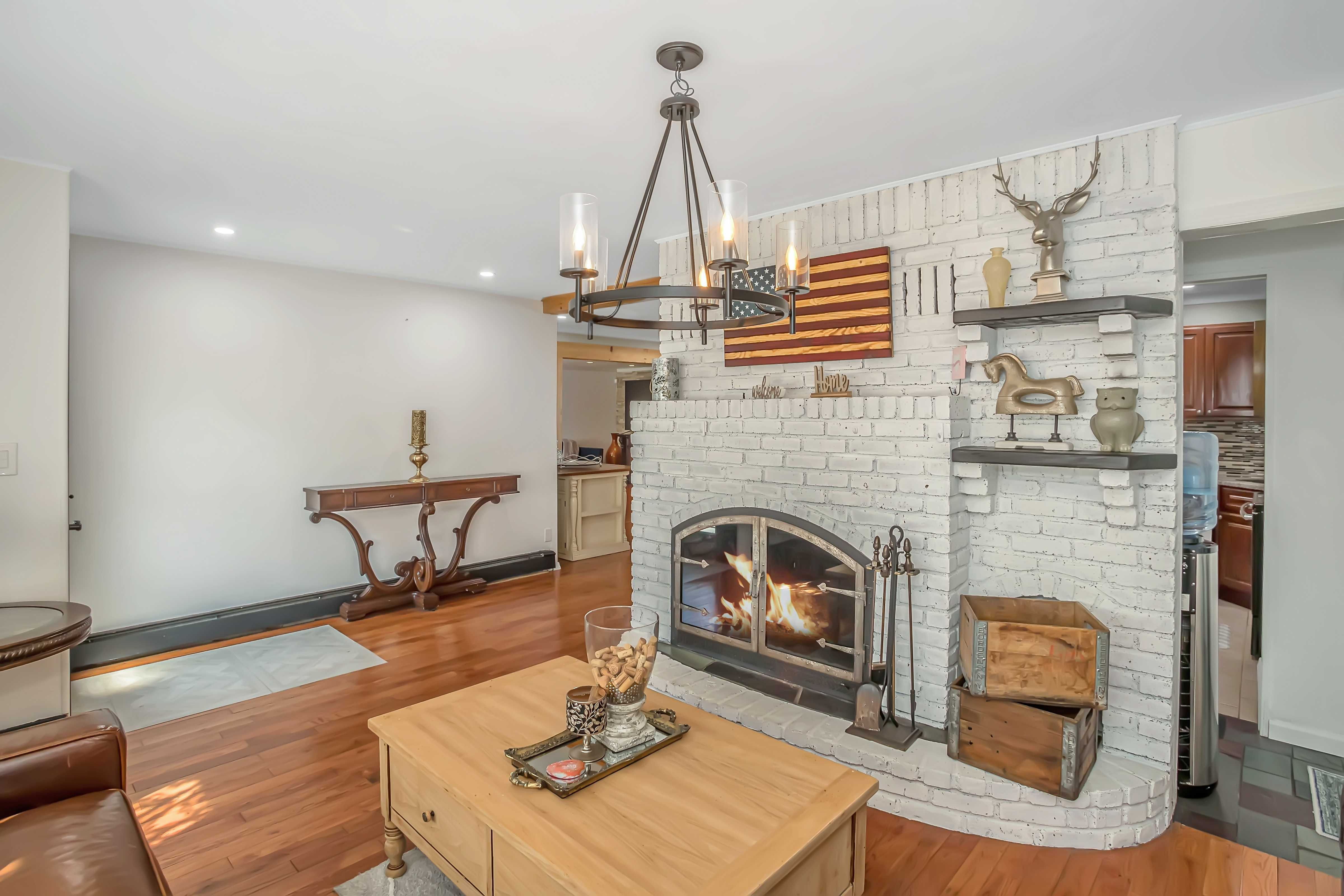 1296 Dutch Broadway, Valley Stream, NY, USA, 11580 - Thumbnail 4