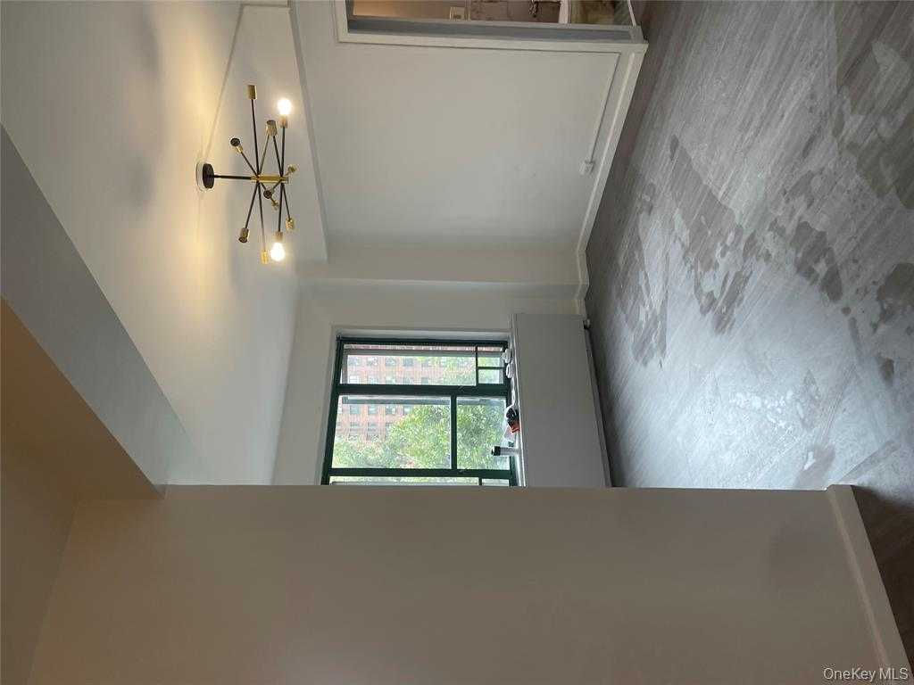 5 Metropolitan Oval unit 4h, Bronx, NY, 10462 - Thumbnail 2