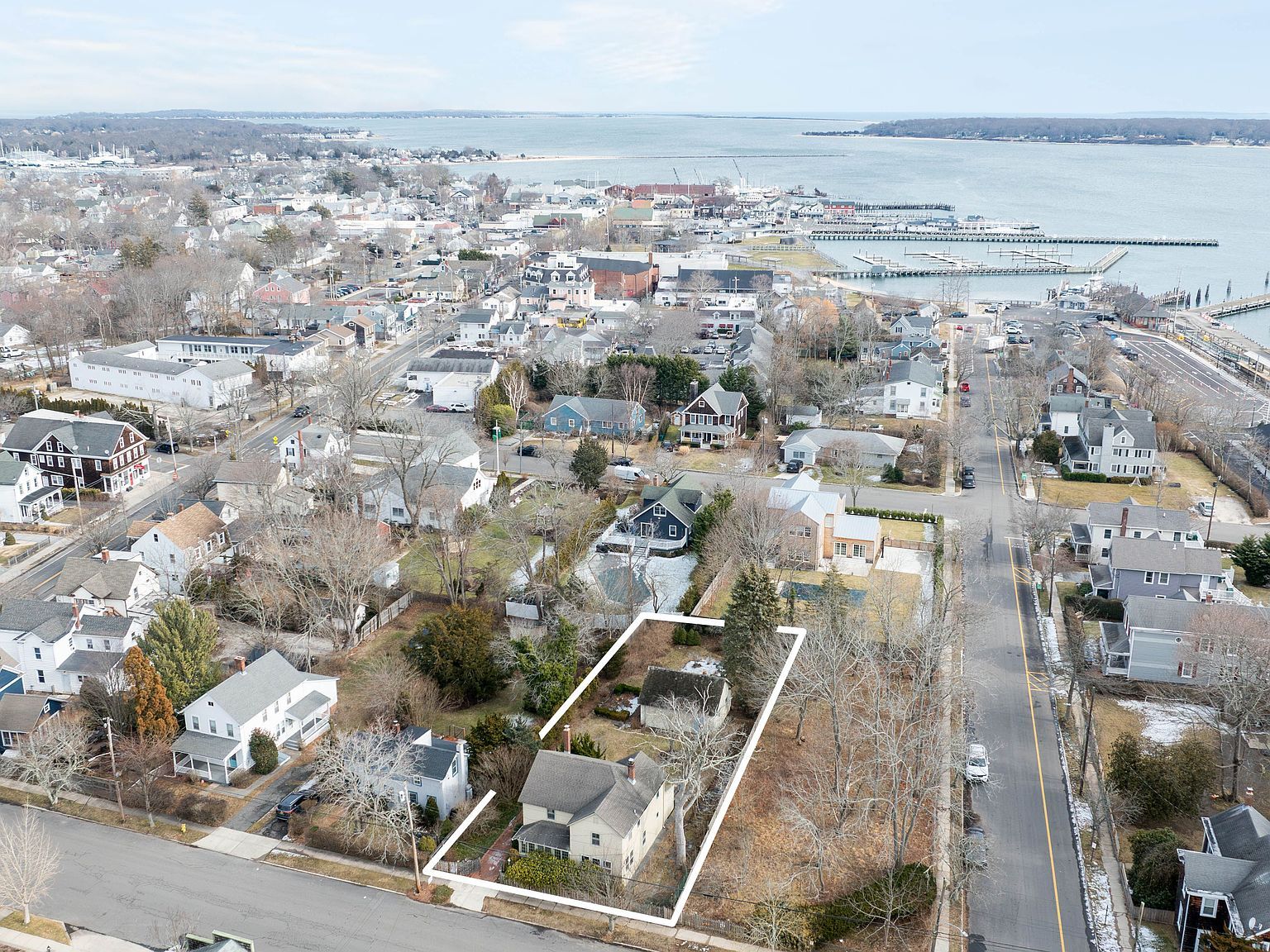 506 5th St Greenport, NY 11944 - Thumbnail 4