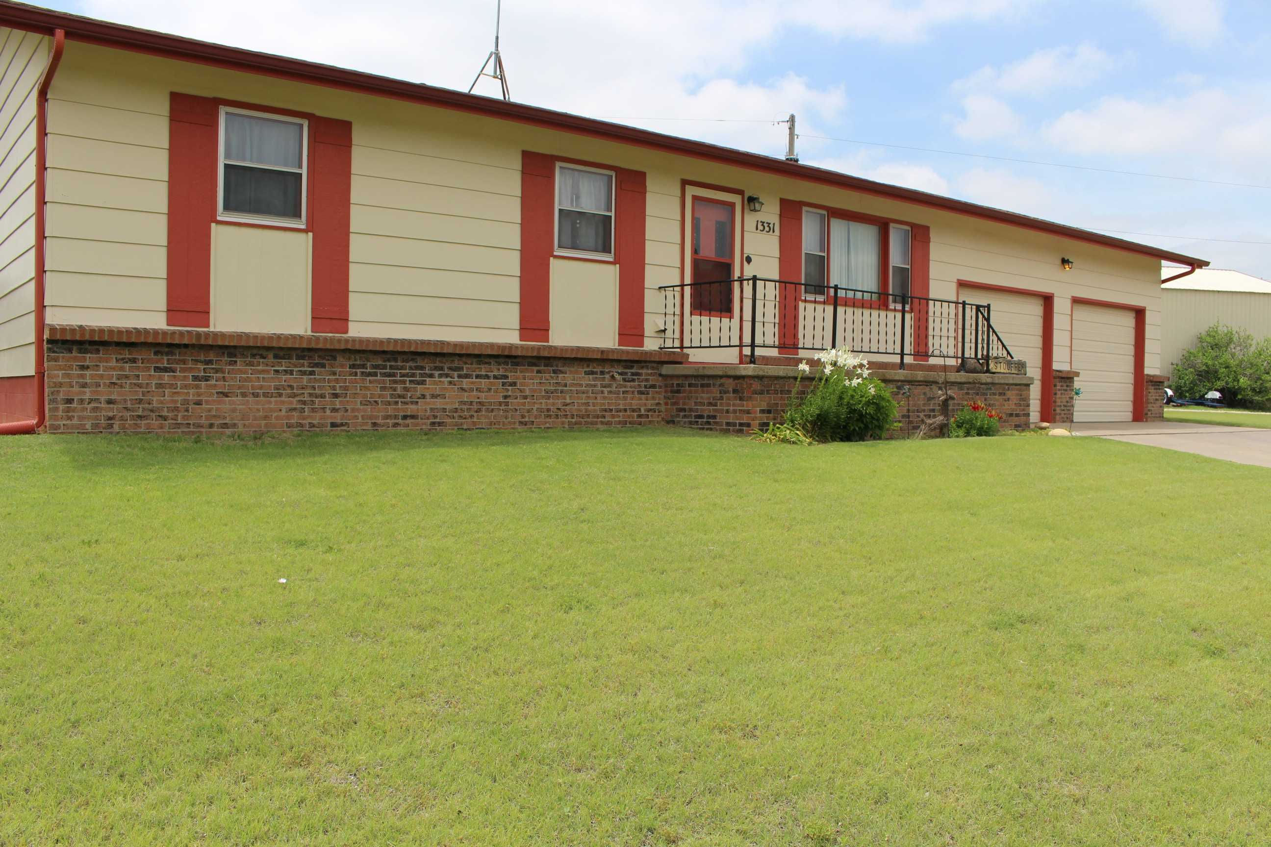 1331 Lawrence Drive, Hays, KS, USA, 67601 - Thumbnail 4