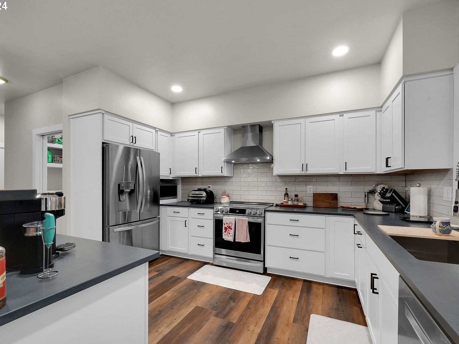 3335 Lake Glenn Dr Eugene, OR 97408 - Thumbnail 4